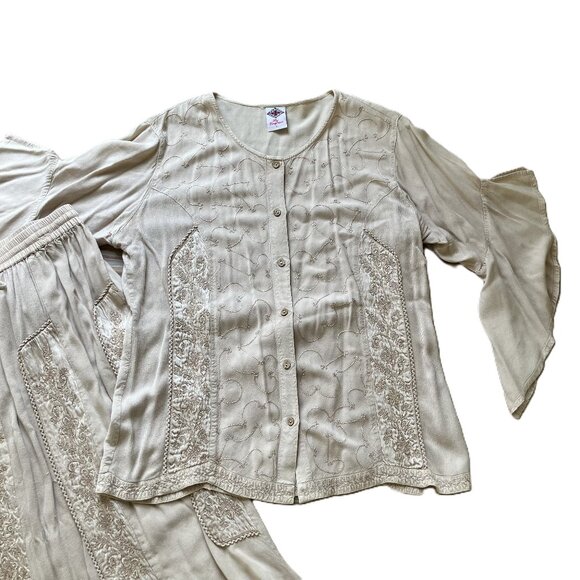 Easy Wear by Empress Maxi Skirt 2pc Set w/Bell Sleeve Blouse Embroidered Beige - Picture 3 of 13